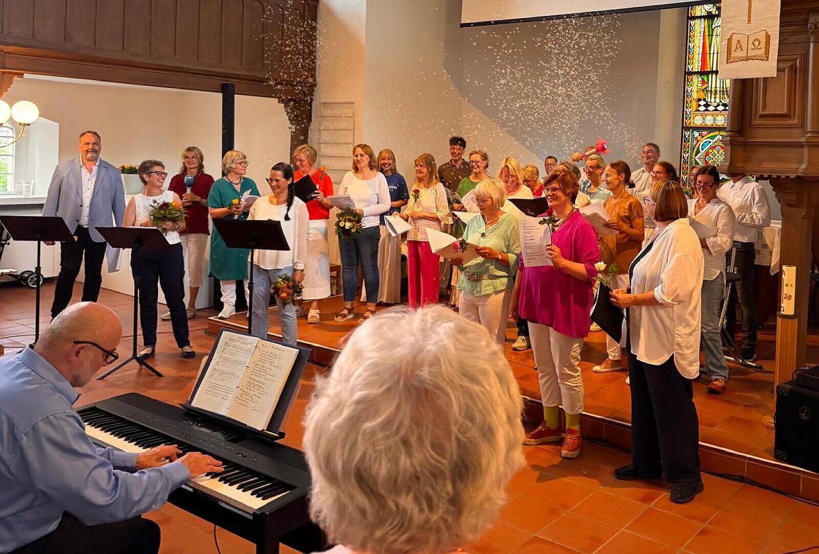 Volle Kirche beim „Abba-Gottesdienst“